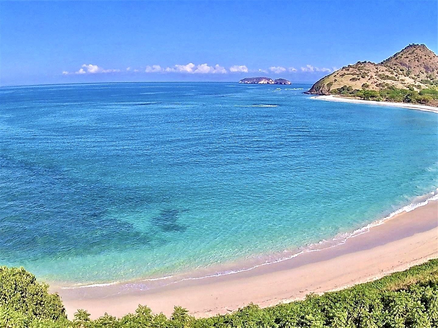 Kertasari, Sumbawa, NB, Indonesia Beachfront land in Moro Bay, West